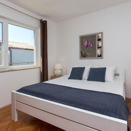 "Andrija" Apartmen'S Banjole Exterior photo